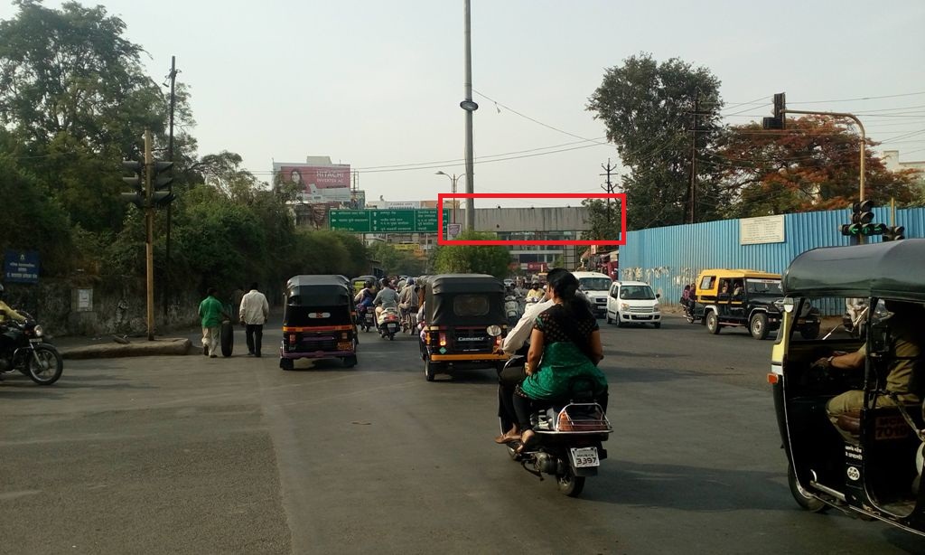 Shalimar Signal hoarding